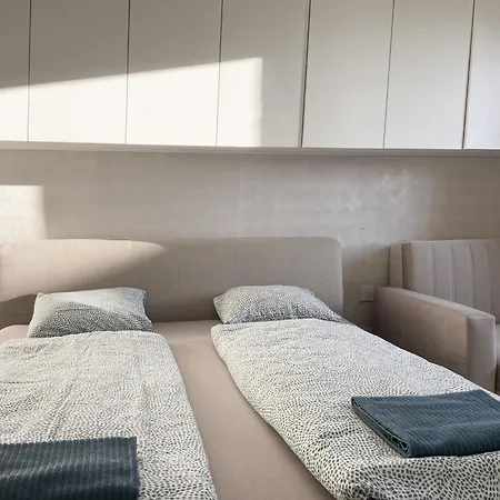 Апартаменти Luxury Lifestyle In Братислава